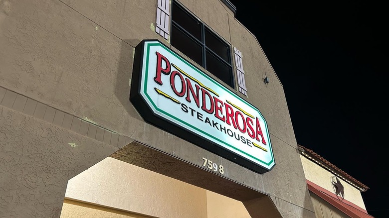 Sign for Ponderosa steakhouse in Kissimmee, Florida