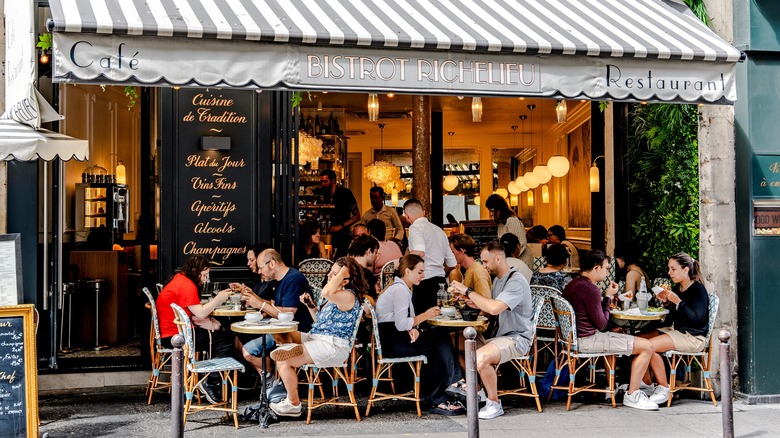 People eating at a bistro