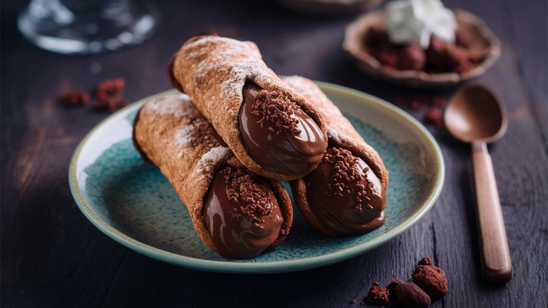 Chocolate cannoli