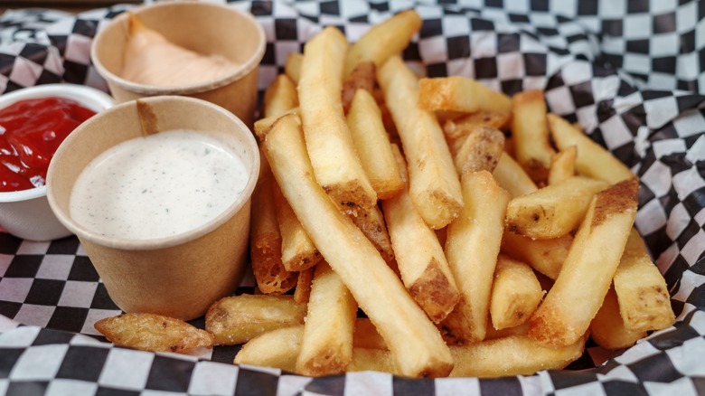 Fries and sauces in basket