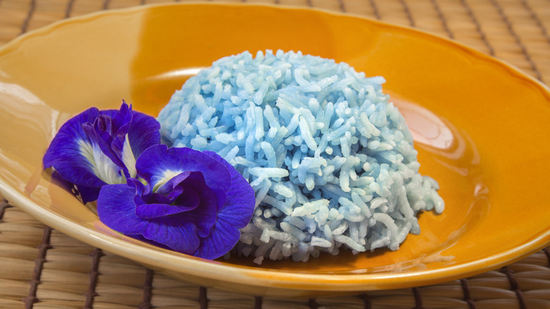 Butterfly pea flower rice