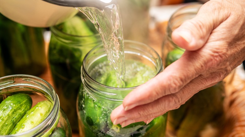 Salt pickling with hot water