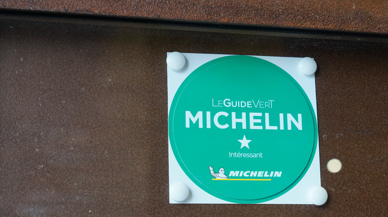 green Michelin star plaque