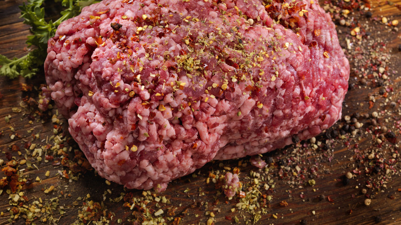 ground lamb meat