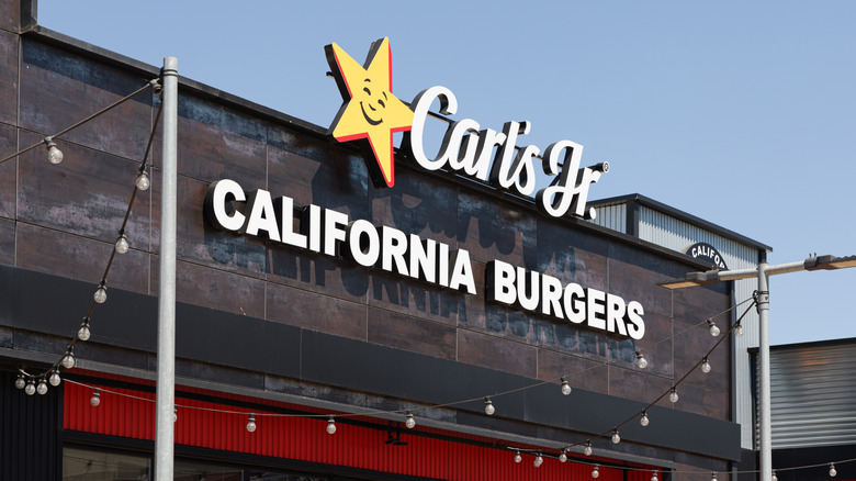 Front of Carl's Jr. restaurant saying "California burgers"