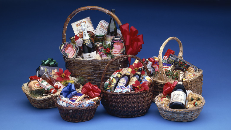 Gift basket assortment