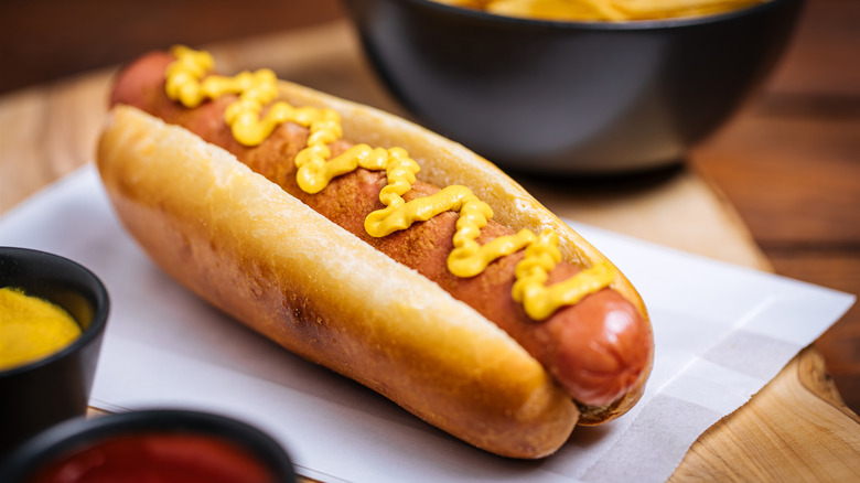 Hot dog with mustard zigzag