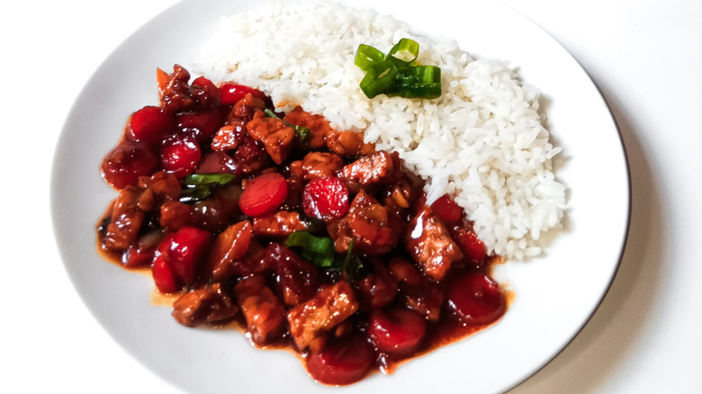 Ketchup stir-fry with white rice