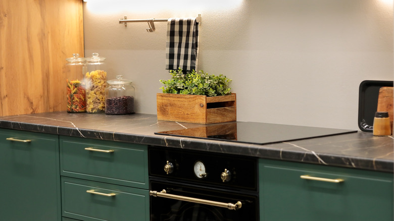 Laminate kitchen countertop