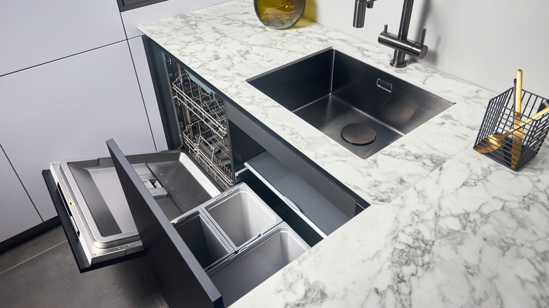 Laminate kitchen countertop