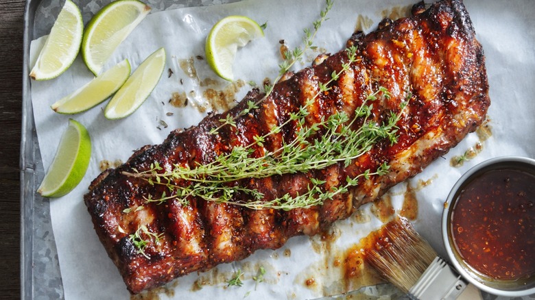 marinated pork ribs with lime and thyme