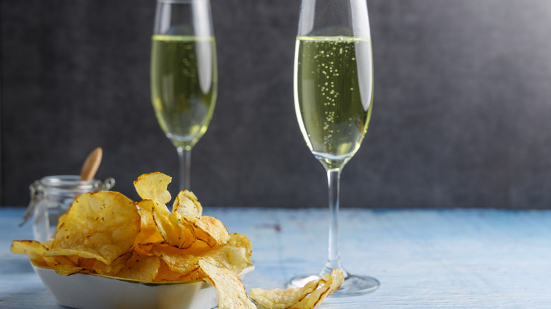 Champagne and potato chips