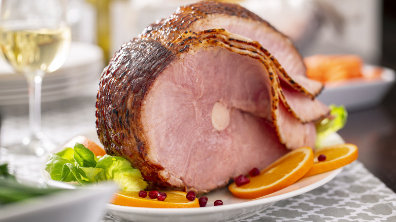 A spiral cut ham on a plate