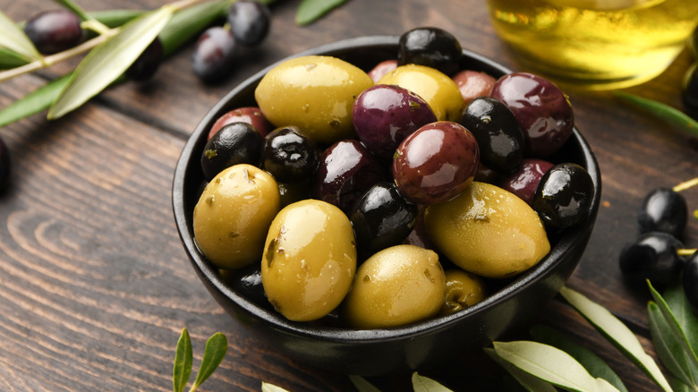 Mixed olives in bowl