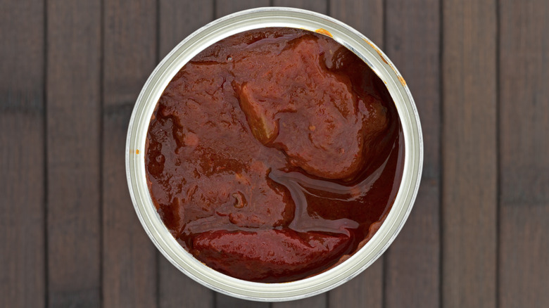 Canned chipotle peppers in sauce