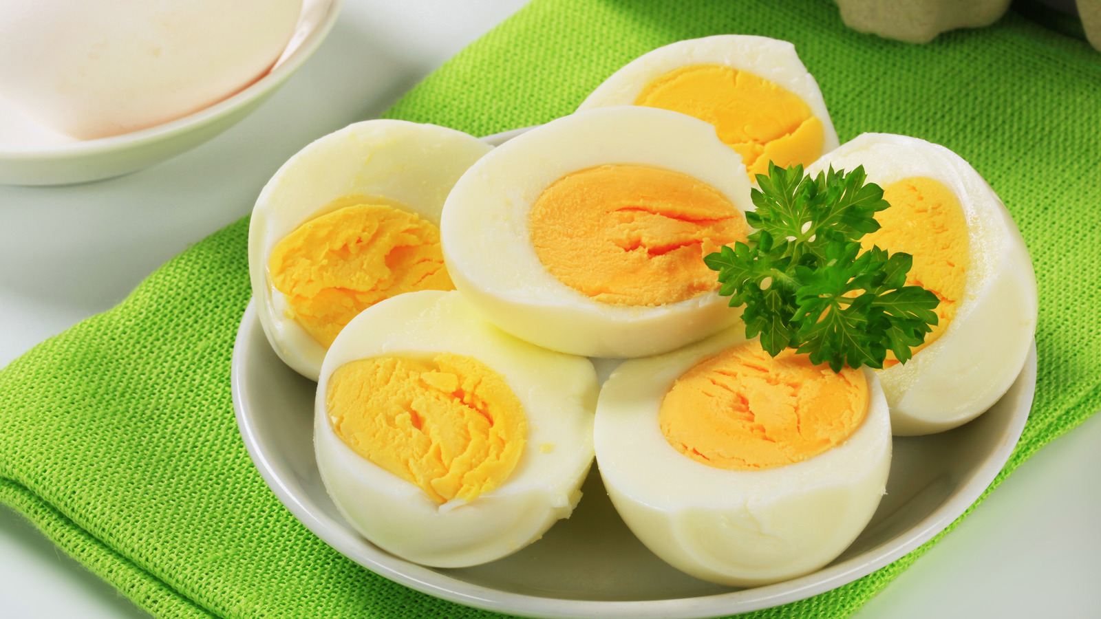 Por qué necesitas chinchetas para conseguir unos huevos duros perfectos