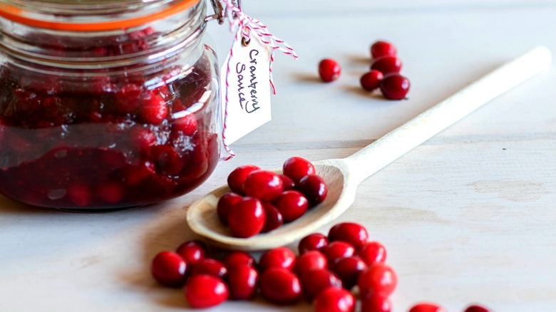 Cranberries and cranberry sauce