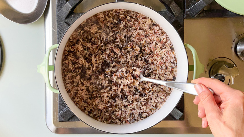 Cooked wild and brown rice in pot