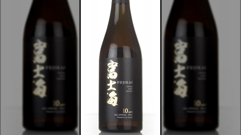 Fujikai 10-year-old bottle