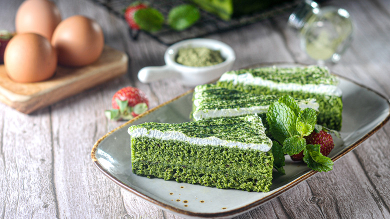 Matcha cakes next to matcha powder