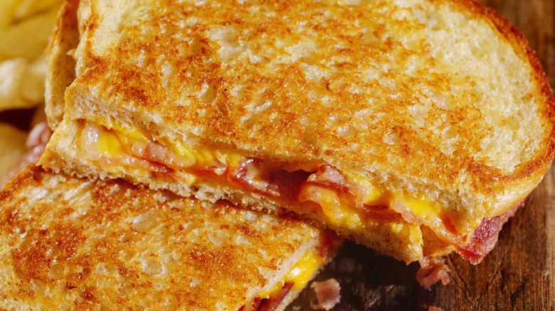 Grilled cheese sandwich with bacon