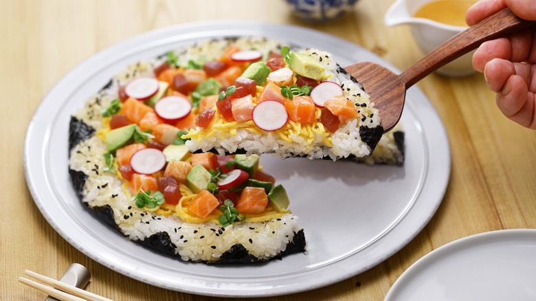 sushi pizza